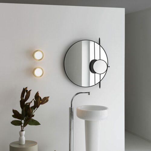 Molly wall : ceiling Molly wall : ceiling