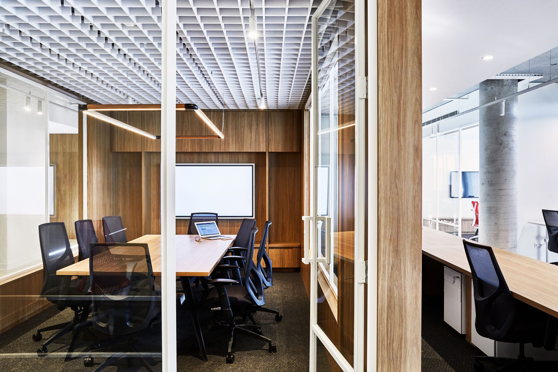 EL_Cobild_0620_025_RTS