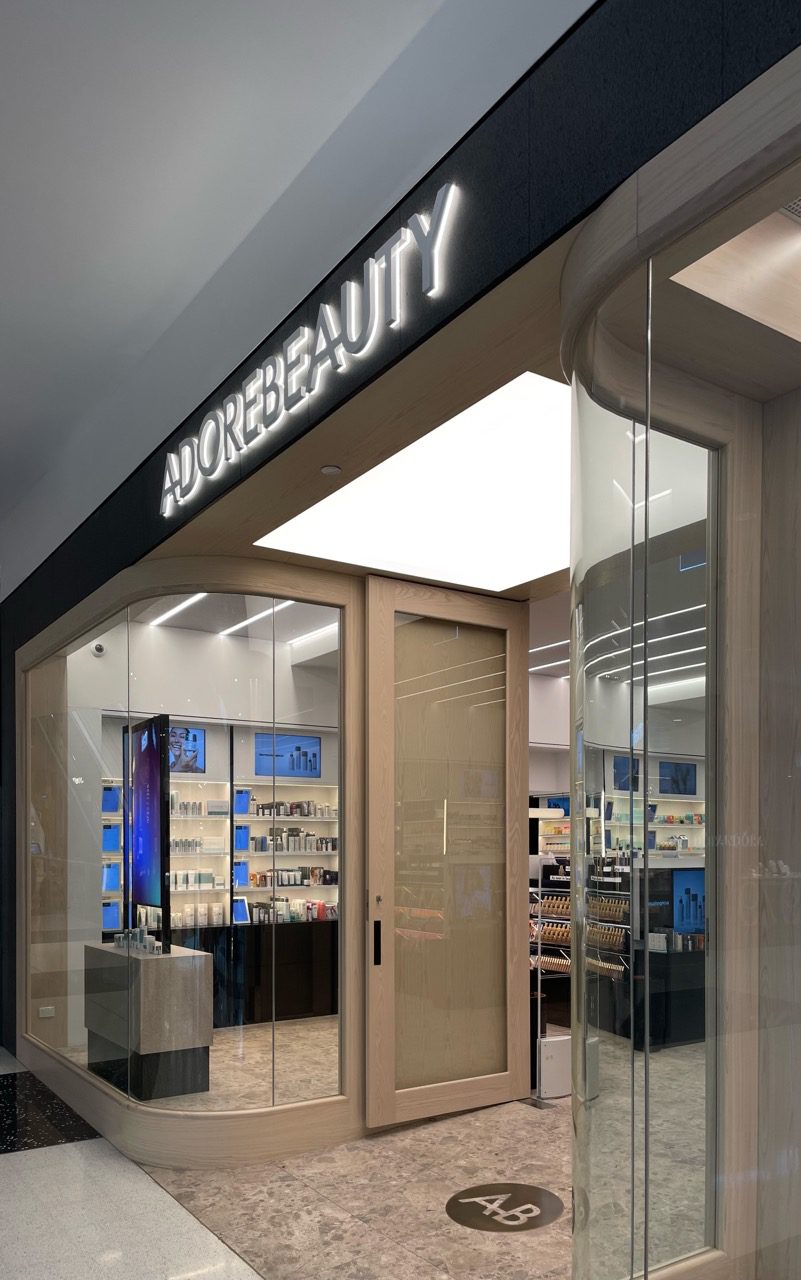 Lightbox Adorebeauty Large